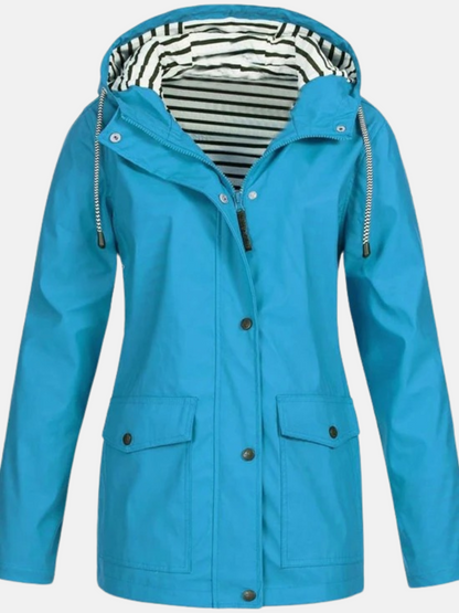 Mistrève | Imperméable Femme à Capuche – Légèreté, Respirabilité & Élégance Tous-Temps