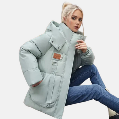Mistrève | Veste d’Hiver Femme Matelassée Imperméable avec Capuche – Chaleur & Élégance