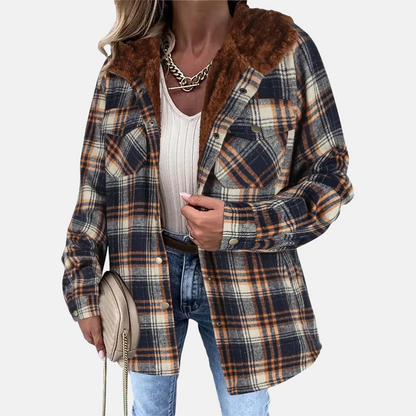 Mistrève | Veste Femme à Carreaux Doublée Sherpa – Chaleur Rustique et Style Intemporel