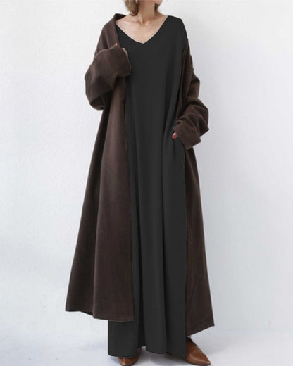 Robe longue oversize en maille à col en V