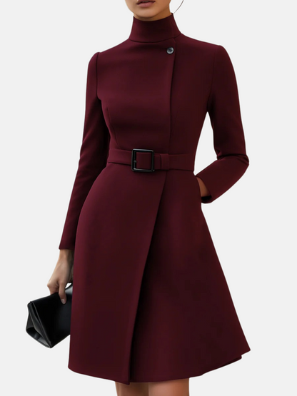 Mistrève | Robe Femme Noire Élégante à Col Montant et Ceinture – Coupe A-ligne