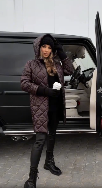 Denise | Élégante veste matelassée en duvet avec capuche